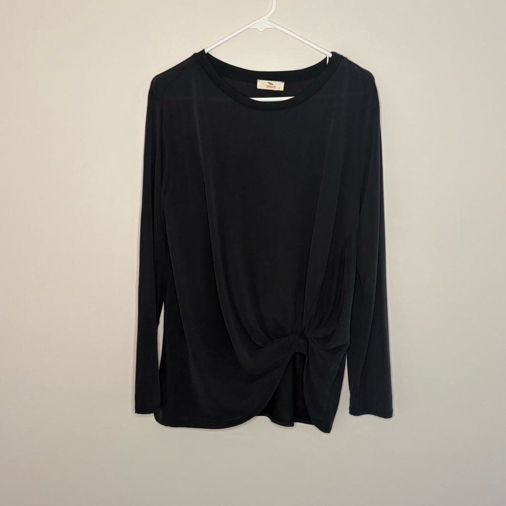 Hummingbird Elegant Womens medium Navy blue front Twist long sleeve top